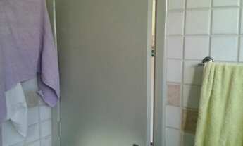 Imagem 3: Kit Net 45m2 Suíte, Sala, Cozinha Integrados, Varanda,Semi-Mobiliado, Decorado, com Eletro