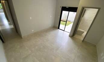 Imagem 3: Casa Térrea 150m2 3 Dorms,1 Suíte,Banheiro,Cozinha Ampla Armarios Embutidos,2 Vagas Cobert