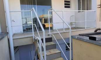 Imagem 4: Área de lazer com piscina Excelente Oportunidade para Investidores Viva de renda passiva