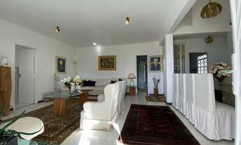 Imagem 6: Casa na Praia do Flamengo com 5 quartos e 8 vagas. Rua com segurança 24 horas a 1000m da P