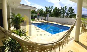 Imagem 2: Casa sobrado com casa de hóspedes completa à venda no Condomínio Terras de Vinhedo em Vinh