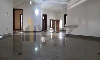 Imagem 2: Belíssima casa à Venda no Condomínio Green Boulevard em Valinhos/SP