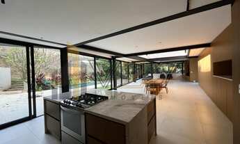 Imagem 4: Sobrado com 3 suítes à venda no Condomínio Chácara Flora em Valinhos/SP