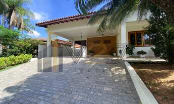 Imagem 1: Casa Térrea com Jardim e Edícula à Venda no Condomínio Jardim Paulista I em Vinhedo/SP