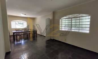 Imagem 4: Chácara com casa sobrado à venda no bairro Parque Valinhos na cidade de Valinhos - SP