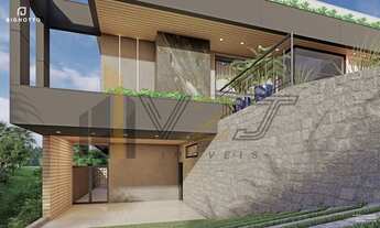 Imagem 6: Terreno com topografia em aclive com 810 m² de área total. Projeto de uma linda casa apro