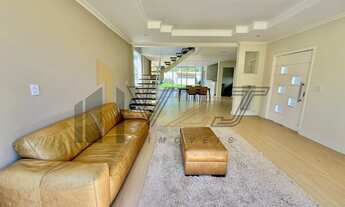 Imagem: Casa sobrado à venda no Condomínio Terras