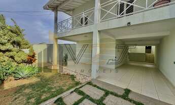 Imagem: Casa sobrado à venda no bairro Pinheirinho