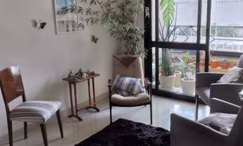 Imagem: Ao lado do Forum Jabaquara, colégio Arquidiocesano