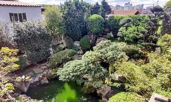 Imagem 1: Casa espetacular com jardim oriental, quatro dormitórios e cinco vagas