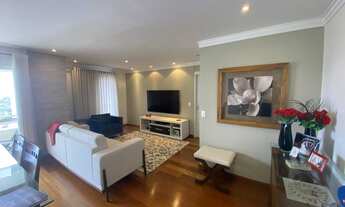 Imagem: Impecável, ao lado do metrô Hospital São