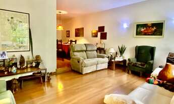 Imagem 4: Casa térrea localizada junto a Sociedade Hípica Paulista , em rua tranquila e residencial