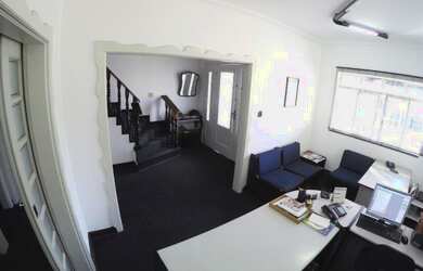 Imagem 3: SOBRADO COMERCIAL AO LADO DO METRÔ ,COM SETE SALAS E VAGAS PARA QUATRO CARROS