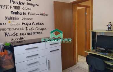 Imagem 6: Apartamento no primeiro andar com sala,cozinha com área de serviço, dois quartos, um banhe