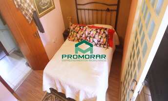 Imagem 3: Casa Duplex Reformada com Armários Planejados