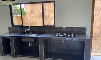 Imagem 5: Imperdível oportunidade de adquirir casa com 2 quartos e 2 suítes no bairro Bom Clima em C