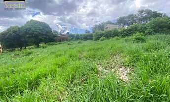 Imagem 3: Terreno a venda no Morro dos Ventos em Chapada dos Guimarães com visual e cercado de mata