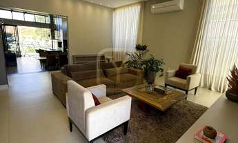 Imagem 7: Casa á venda no condomínio Florais do Valle com porteira fechada