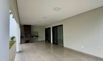 Imagem 3: Casa à Venda no Bom Clima Chapada dos Guimarães-MT: 3 Quartos, 1 Suíte, 3 Salas, 3 Banheir