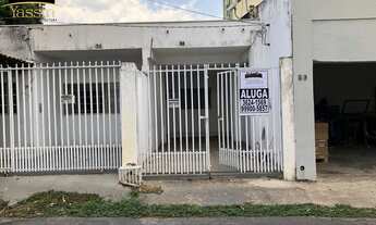 Imagem: Casa e um salão comercial para locação