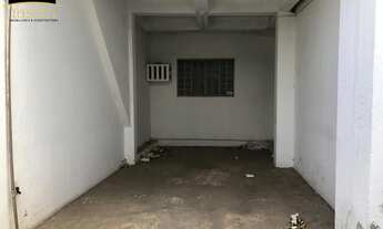 Imagem 2: Casa e um salão comercial para locação próximo à Avenida Coronel Escolástico