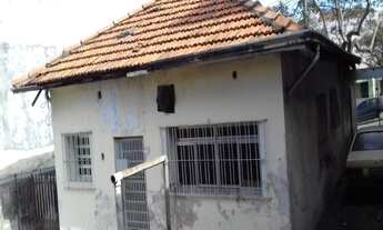 Imagem 4: CASA TERREA EM LOCAL PRIVILEGIADO NECESSITANDO DE REFORMA GERAL