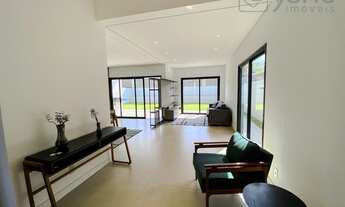 Imagem 4: SOBRADO À VENDA NO CONDOMÍNIO PARQUE DAS CAMÉLIAS, MEDEIROS