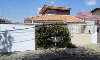 Imagem: CASA À VENDA E COMPRA, NA VILA VIOTO