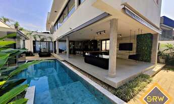 Imagem: Casa à venda na Riviera com 4 Suítes