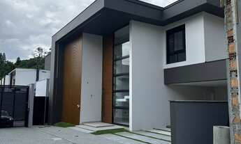 Imagem 2: Casa em Condomínio Fechado no América para Março de 2025