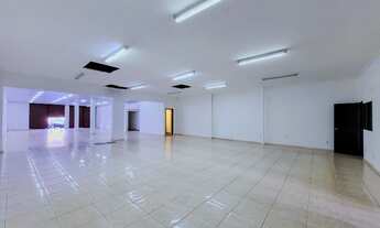 Imagem 1: Quadra QNE 6 Loja com 1 dormitório