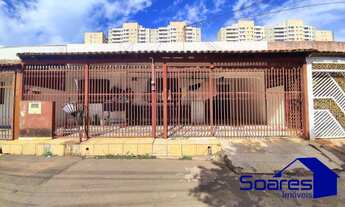 Imagem 1: QNP 05 CONJUNTO C CASA 31 - 4 Quartos - Excelente oportunidade