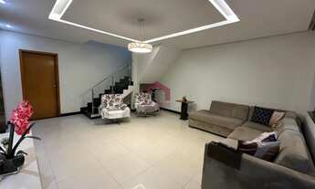 Imagem 2: ARNIQUEIRA - 5 QUARTOS - 3 SUÍTES - REFORMADA - ALTO PADRÃO - CONDOMÍNIO FECHADO