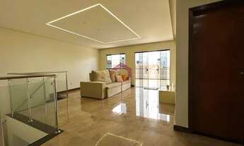 Imagem 3: ARNIQUEIRA - 5 QUARTOS - 3 SUÍTES - REFORMADA - ALTO PADRÃO - CONDOMÍNIO FECHADO