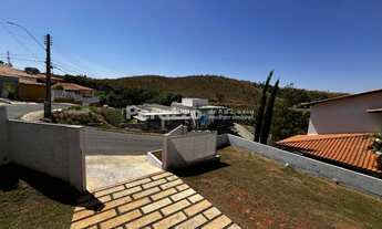 Imagem 2: Belíssima Casa com 4 SUÍTES localizada no Condomínio Quinta Interlagos - Jardim Botânico P