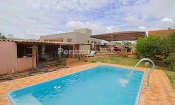 Imagem: Casa térrea localizada no Estância Quintas