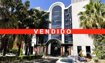 Imagem: SRTVS ED EMBASSY TOWER - SEXTO ANDAR - REFORMADA