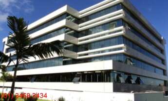 Imagem 4: SEPS 709/909 Centro Medico Julio Adnet sala com vaga