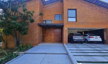 Imagem 2: VENDA CASA AUTORAL NA SHIN QL 16: 706 m², terreno 2.000 m², 3 suítes (2 c/ closet), pé dir