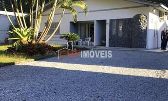 Imagem: ! CDATA CASA GUARANI, 4 dormitórios