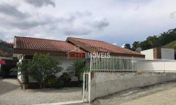 Imagem: ! CDATA CASA CEDRINHO, 3 dormitórios