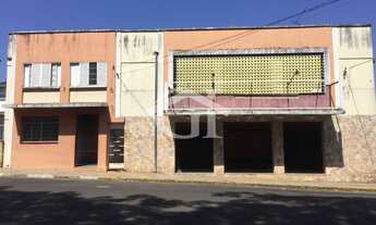 Imagem: ! CDATA Praça Embaixador Pedro de Toledo