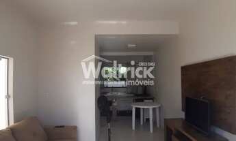 Imagem 4: ![CDATA[Sobrado Localizada no Bairro de Armação.]]