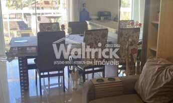 Imagem 3: ![CDATA[Apartamento no Residencial Quilombo no Centro de Penha á 100 Metros da Praia.]]