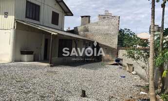 Imagem 4: ![CDATA[Casa com 8 dormitórios, ótima localização, de frente para a Marginal Leste, Meia