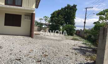 Imagem 3: ![CDATA[Casa com 8 dormitórios, ótima localização, de frente para a Marginal Leste, Meia