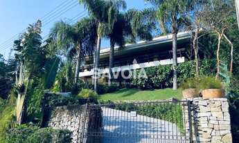 Imagem: ! CDATA Casa alto padrão em Itapema, SC