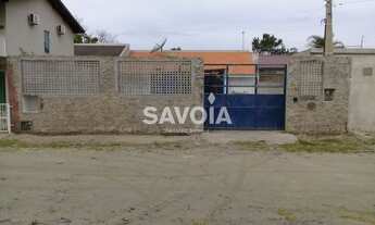 Imagem 2: ![CDATA[Terreno com edícula, a duas quadras do mar na Praia de Canto Grande, Bombinhas, S