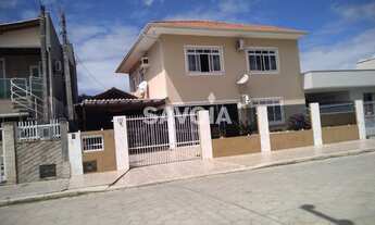 Imagem: ! CDATA Sobrado com casa atrás em Perequê