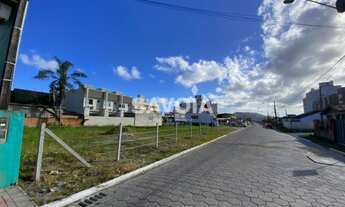 Imagem: ! CDATA Terreno com 5 lotes no Jardim Beija